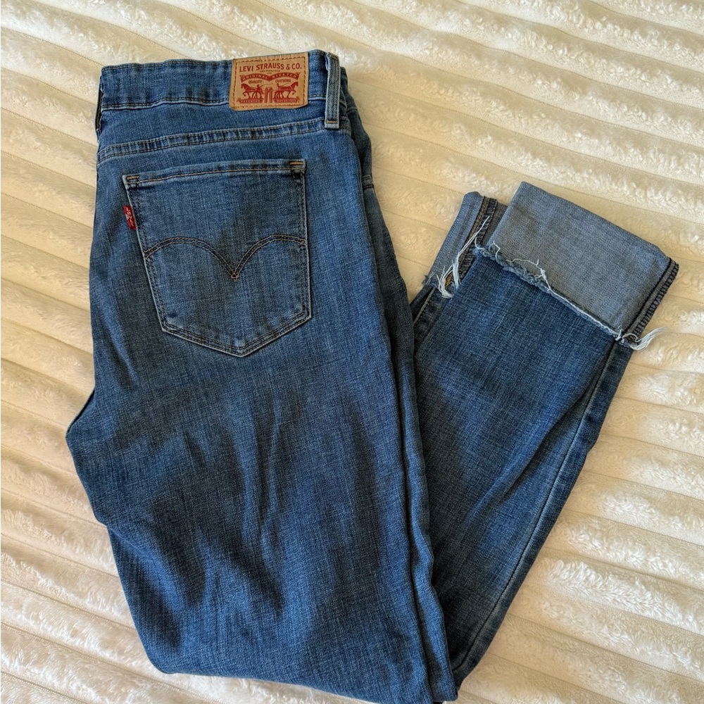 Levi's 711 Skinny Jeans